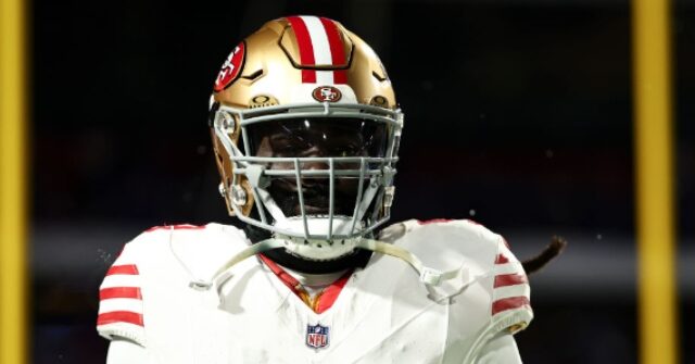 49ers Suspend Linebacker De'Vondre Campbell