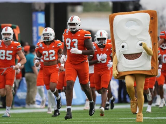 VIDEO: Miami Hurricanes Players Fight Each Other on Sideline During Pop-Tarts Bowl