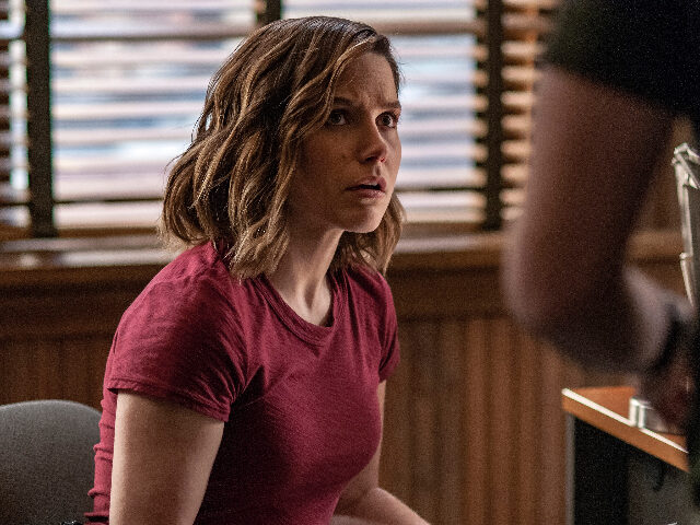 CHICAGO P.D. -- "Start Digging" Episode 323 -- Pictured: Sophia Bush as Detectiv