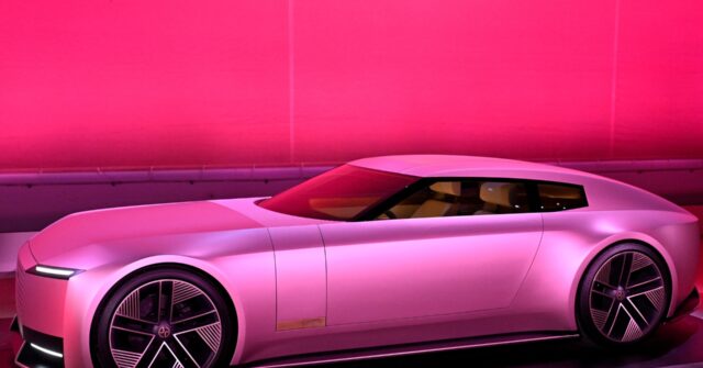 Pictures: Jaguar Boss Claims 'Fearless Creativity' Behind New EV
