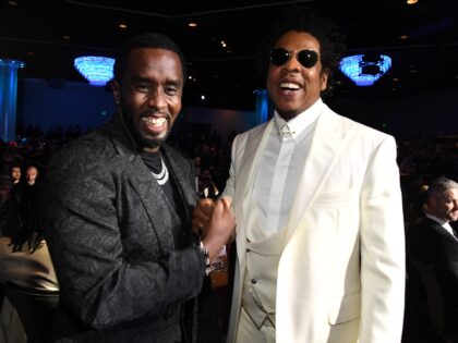 BEVERLY HILLS, CALIFORNIA - JANUARY 25: (L-R) Sean 'Diddy' Combs and Jay-Z attend the Pre-