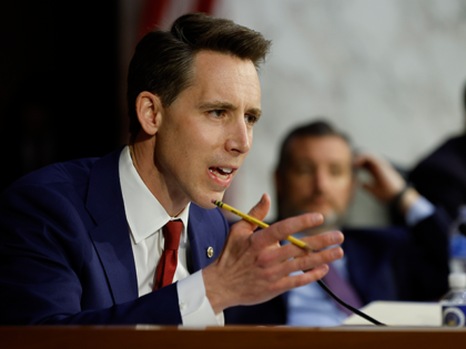 WASHINGTON, DC - MARCH 22: Sen. Josh Hawley (R-MO) questions U.S. Supreme Court nominee Ju