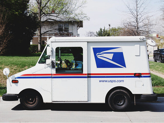 usps / mail truck / united states postal service