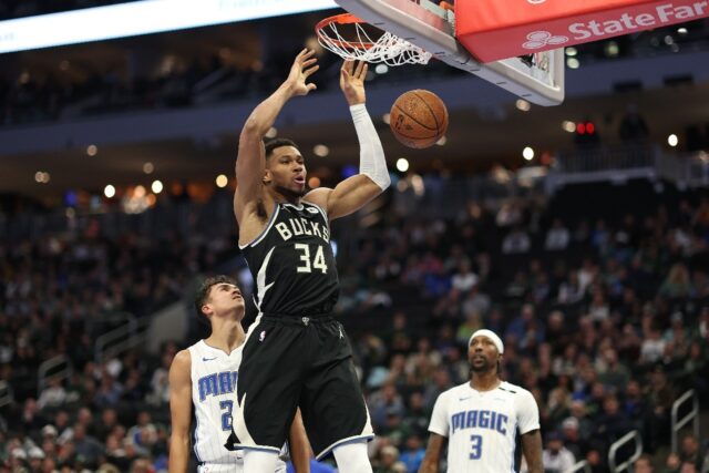 Milwaukee star Giannis Antetokounmpo dunks in the Bucks' NBA Cup quarter-final victory ove