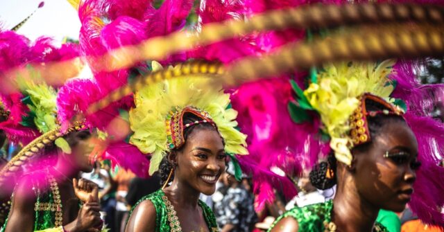 Glitzy Calabar Carnival wraps up tough year in Nigeria - Breitbart