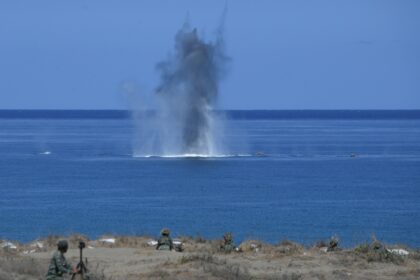 Philippine and US Marines take part in a live fire exercise during annual joint military d