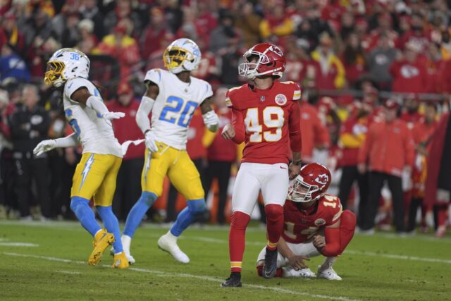 Chargers Chiefs Football The Associated Press