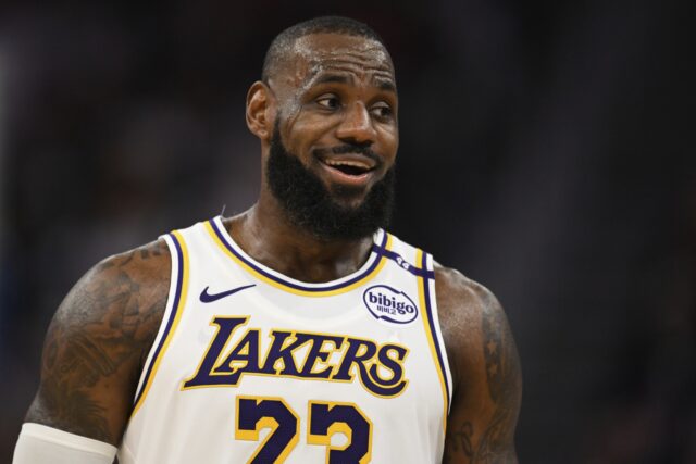 Lakers Warriors Basketball The Associated Press