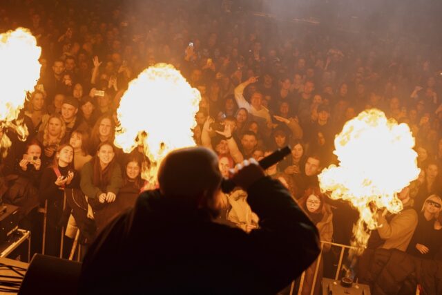 Russia Ukraine War Fundraising Challenges The Associated Press