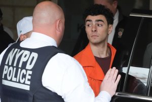 NYPD takes custody of Luigi Mangione for extradition from Pennsylvania