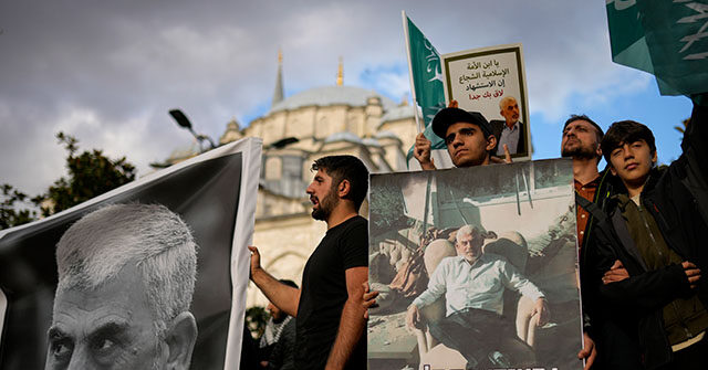 Hundreds of Palestinians Visit Death Site of Hamas Butcher Yahya Sinwar to Honor Him