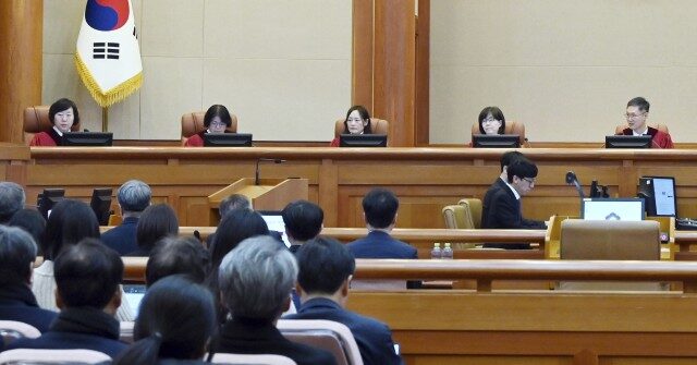 South Korean President Derails Impeachment Hearing by Not Showing Up