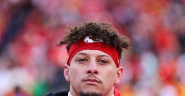 Chiefs QB Patrick Mahomes Breaks Silence on Flopping Allegations, Referee Favoritism