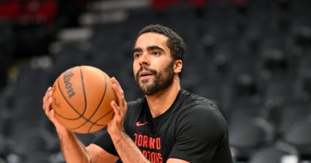 Banned NBA Player Text Bettors During Game Saying He Was Going to Fake an Injury