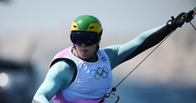 WATCH: Olympic Kitesurfer Rescues Woman at Risk of Drowning