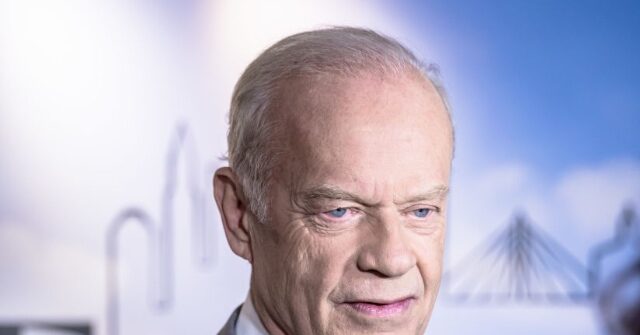 Kelsey Grammer: LA Officials 'Took Their Eye off the Ball' During Fires