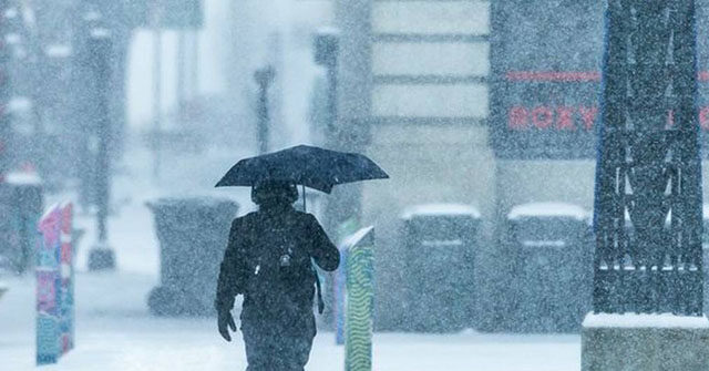 Historic Winter Storm Takes Out Power, Cancels Schools Across Midwest, Mid-Atlantic