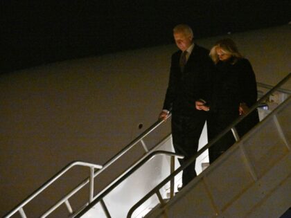 US President Joe Biden and First Lady Jill Biden step off Air Force One at Los Angeles Int