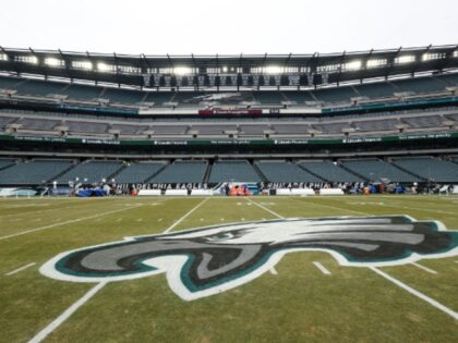 18-Year-Old Eagles Fan Dies After Falling from Light Pole During Celebration