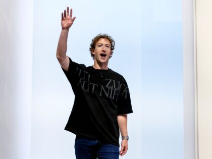 Mark Zuckerberg waves goodbye to laid off employees