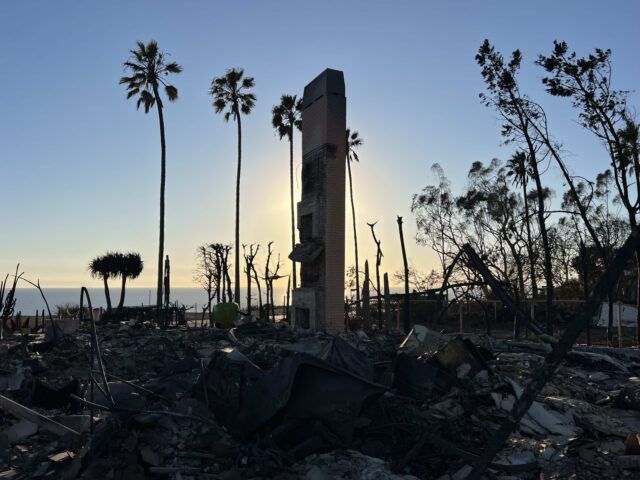 Pacific Palisades ruins bluffs (Joel Pollak / Breitbart News)