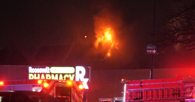 Report: Plane Crash in Philadelphia Leads to Explosions, Homes on Fire