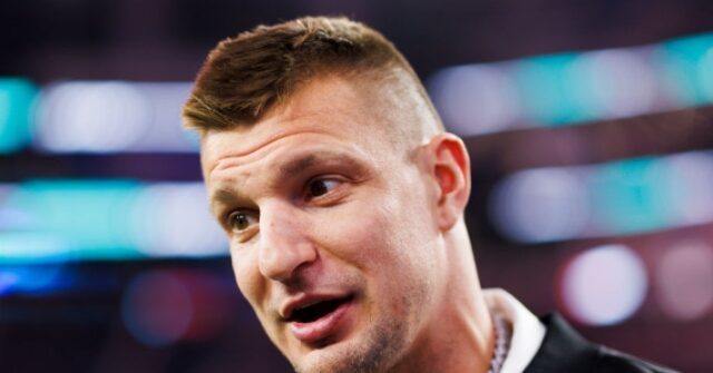 Rob Gronkowski on Referees Favoring the Chiefs: 'There's Something'