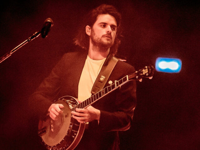 Winston Marshall