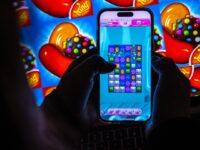 Candy Crush, Tinder, MyFitnessPal Among Thousands of Apps Exploited to Harvest Location Data