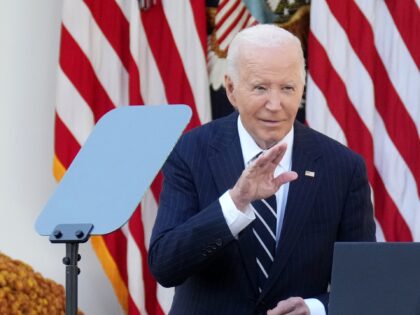 WASHINGTON, DC - NOVEMBER 07: U.S. President Joe Biden waves as he departs the Rose Garden