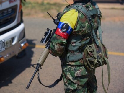 Colombia Finds FARC Terrorists Armed with Venezuelan Military Weapons