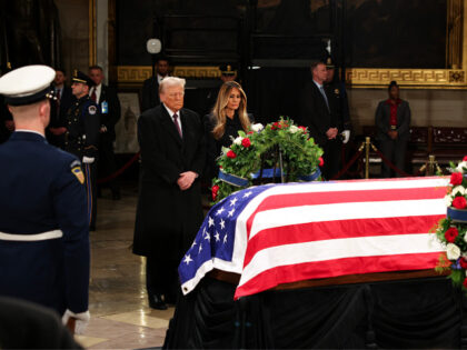 WASHINGTON, DC - JANUARY 08: U.S. President-elect Donald Trump and his wife former first l