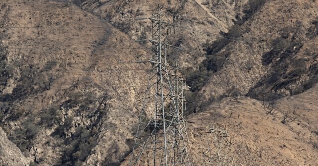 Video Shows Eaton Fire May Have Started with SCE Transmission Towers