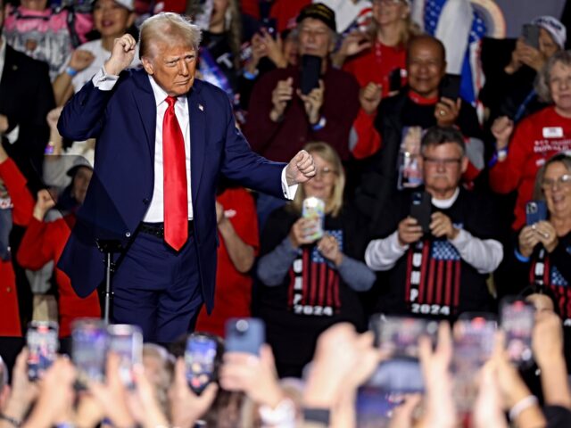 LAS VEGAS, NEVADA - JANUARY 25: U.S. President Donald Trump dances after speaking at a ral