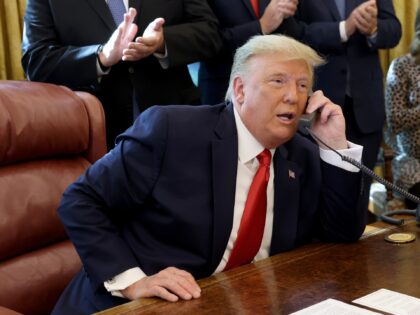 WASHINGTON, DC - OCTOBER 23: U.S. President Donald Trump speaks with Israeli Prime Ministe