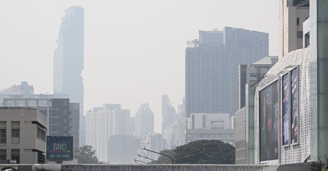 Bangkok Closes 352 Schools Amid Severe Air Pollution