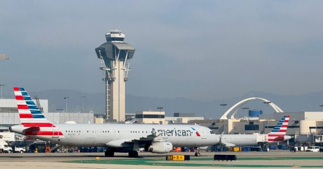 american-airlines-issued-travel-advisory