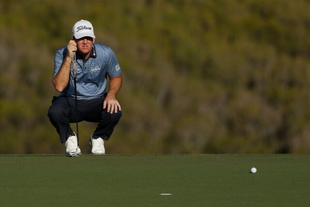 American Tom Hoge held a one shot lead after the first round of The Sentry at Plantation C