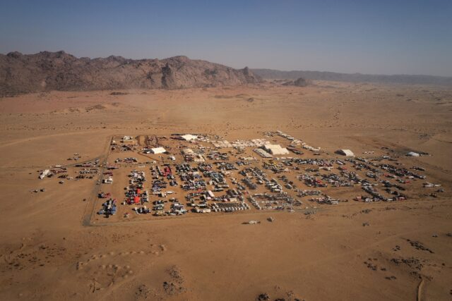 The Bisha bivouac covers 25 hectares of Saudi sand