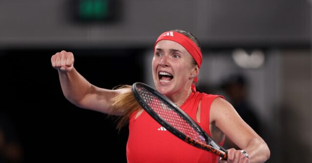 Svitolina Upsets Paolini at Australian Open