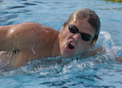 Former US swimmer Gary Hall Jr. will be given replica Olympic medals to replace those lost