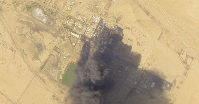 Sudan's Al-Jaili Oil Refinery Burns Amid Ongoing Civil War