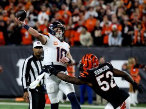 Chiefs-Broncos, Lions-Vikings among Week 18 games with major playoff implications
