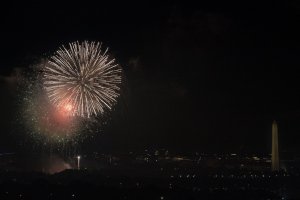 3 dead, dozens injured in New Year's fireworks explosion in Hawaii