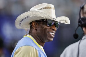 Deion Sanders, Jerry Jones discuss Cowboys coaching vacancy