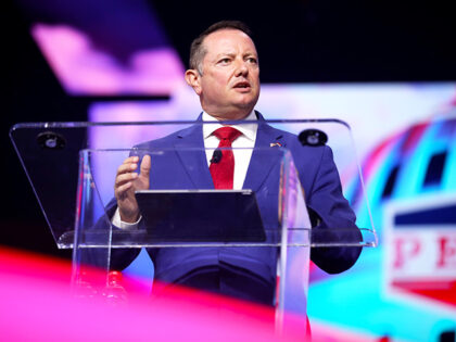 U.S. Congressman Eric Burlison speaking with attendees at The People's Convention at Hunti