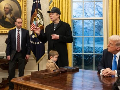 DOGE - President Donald Trump hosts an expanded bilateral meeting and working lunch with K