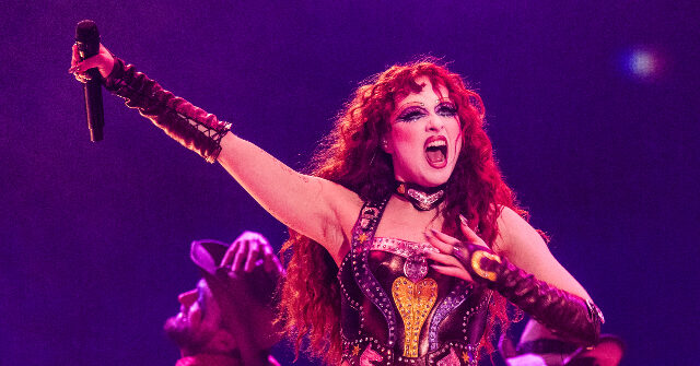 Grammys: Pop Star Chappell Roan: 'I Would Not Be Here Without Trans Girls'