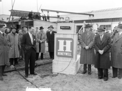 Ground breaking for Industrial Honeywell Amsterdam West, April 28, 1955. (Photo by: Sepia