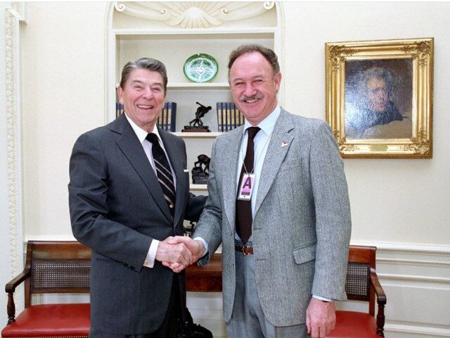 GettyImages-1487535914 American politician US President Ronald Reagan (1911 - 2004) (left) and actor Gene Hackman
